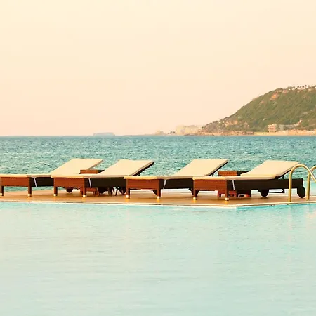 Отель Sunprime Miramare Beach 5*